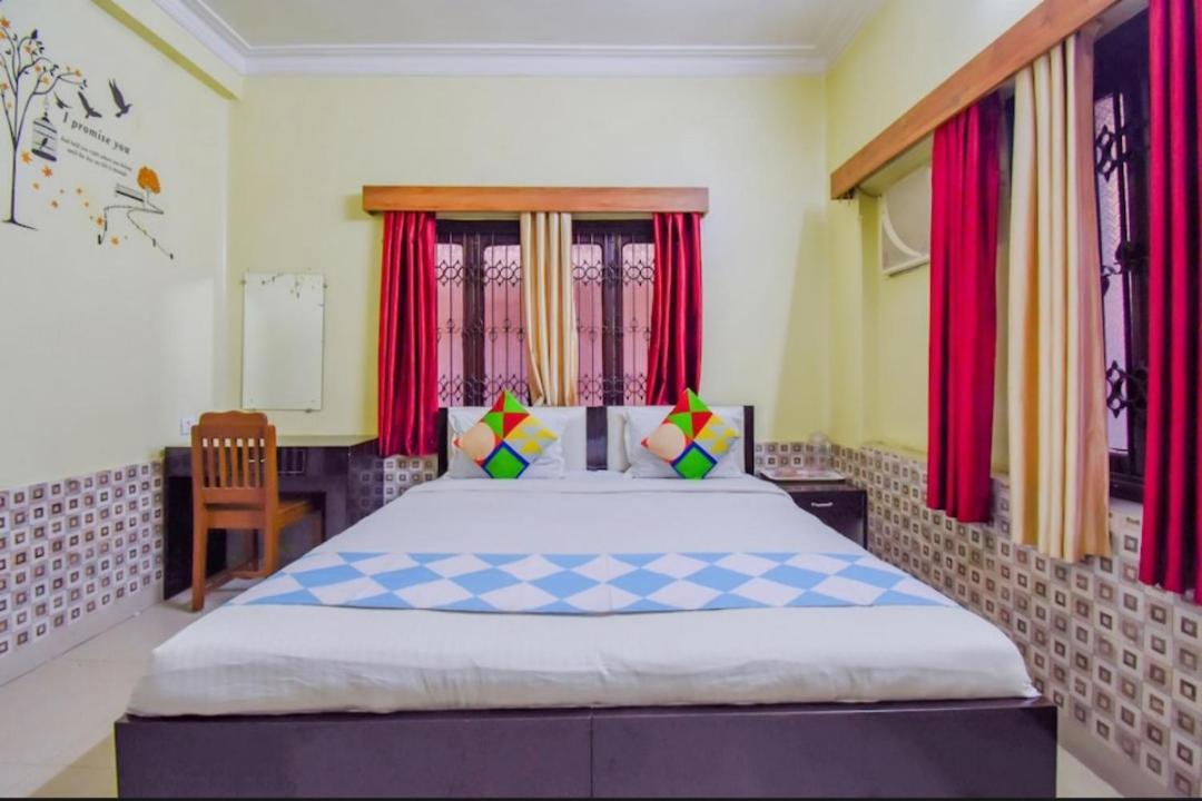 Hotel Orient Residency Колката Екстериор снимка