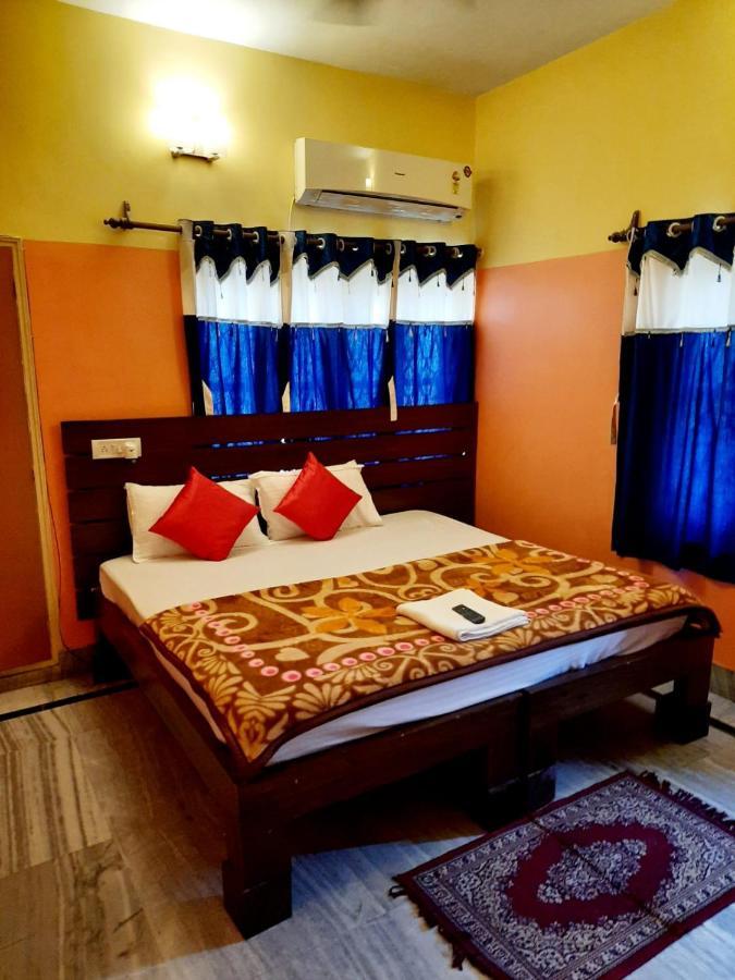 Hotel Orient Residency Колката Екстериор снимка