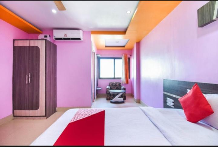 Hotel Orient Residency Колката Екстериор снимка