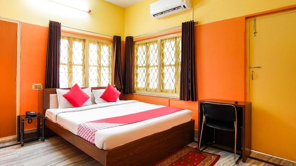 Hotel Orient Residency Колката Екстериор снимка